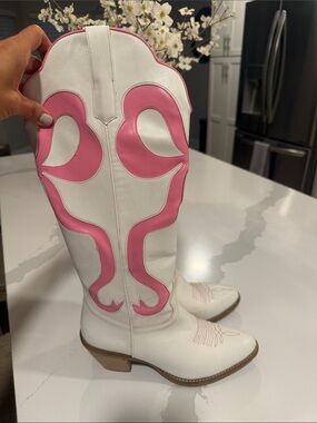 Source Unknown White and Pink Lace-Up Western Knee-High Boots